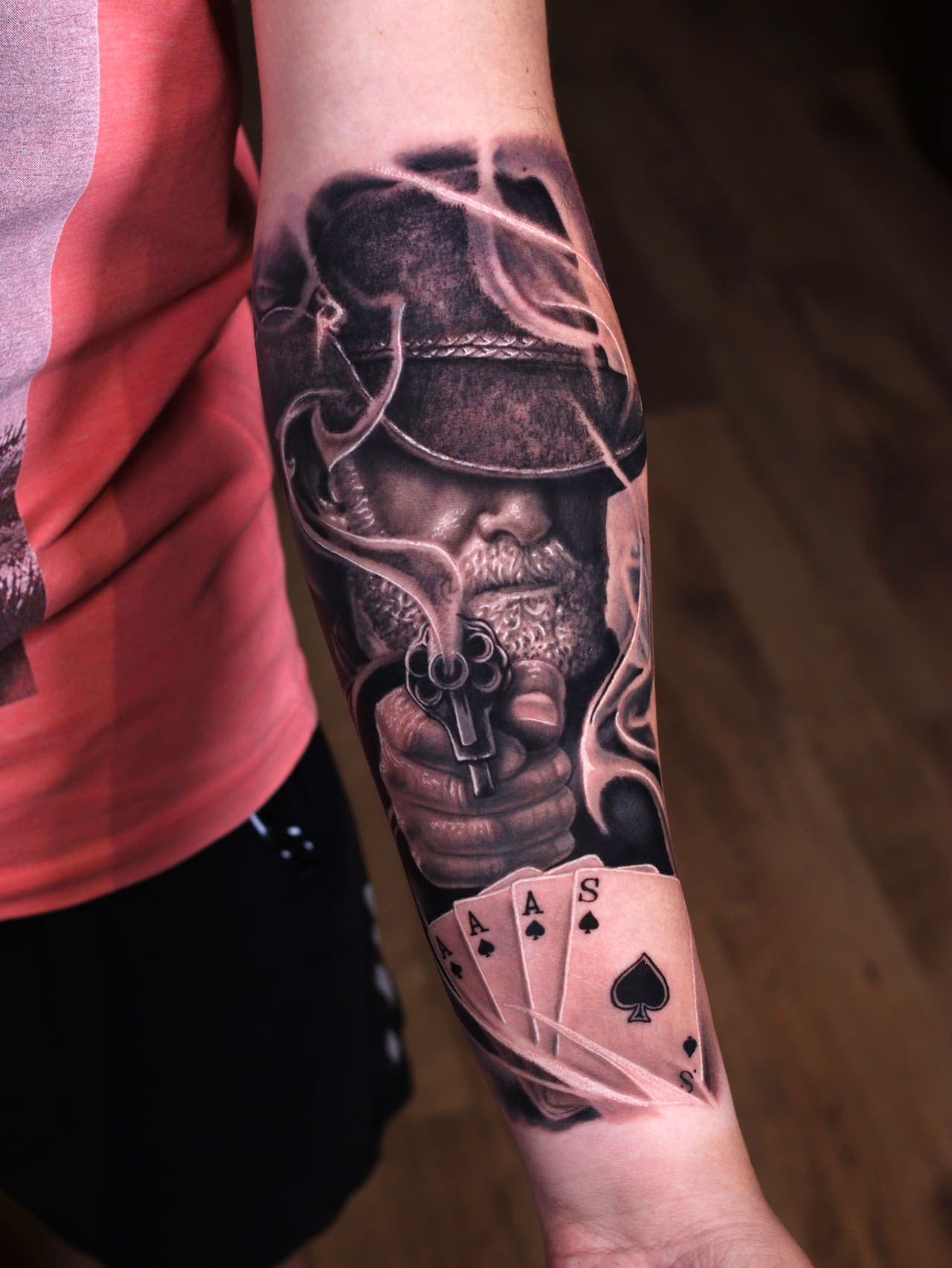 Tatuagem realismo contemporâneo por Guilherme Salles — Rio de Janeiro
